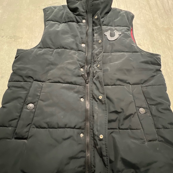 True Religion Black and Red Vest - Picture 7 of 9